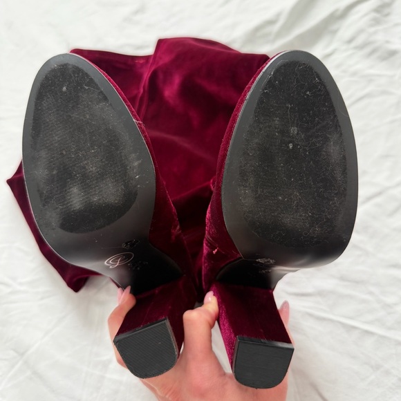 Chinese Laundry Brenda Velvet Over The Knee Boots | Burgundy | Size 6 - Picture 15 of 17